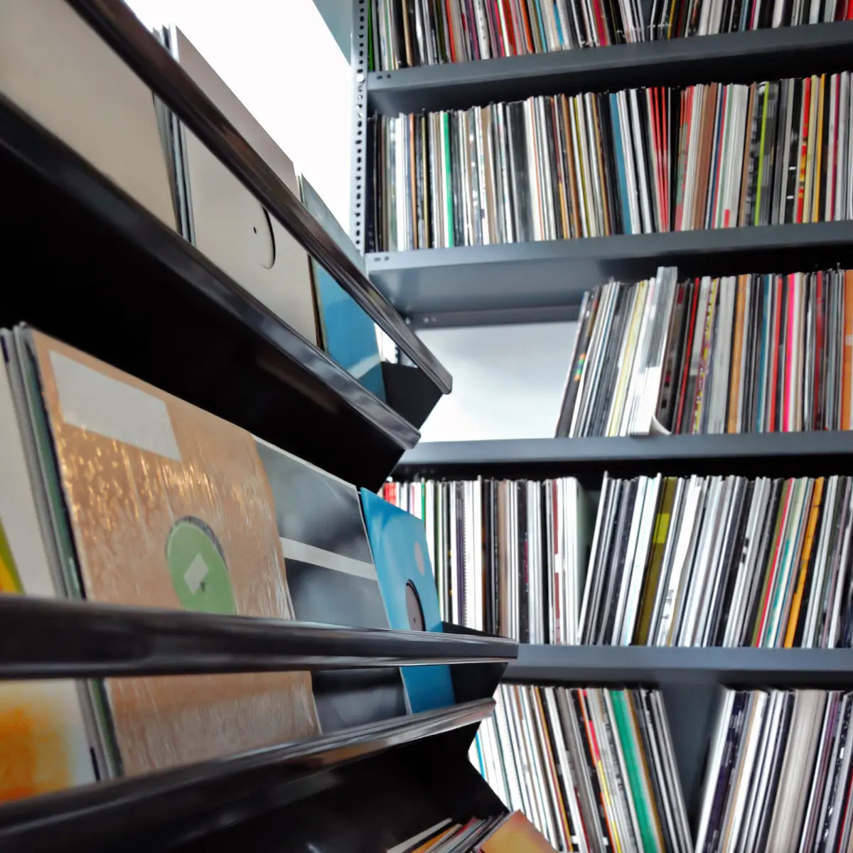 Why Vinyl Records Have Made a Surprising Return