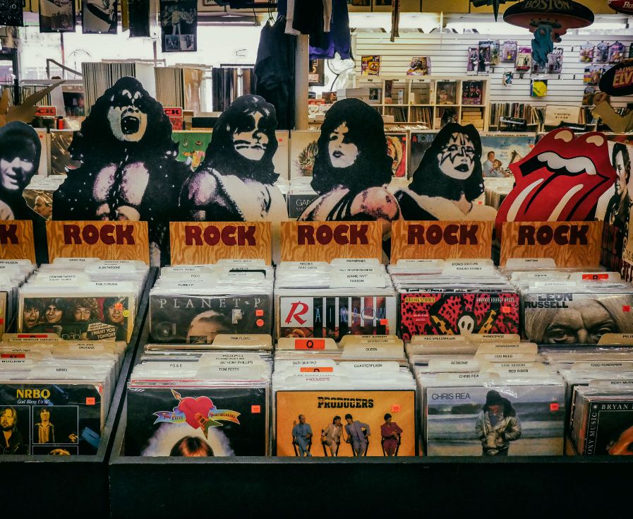 How To Spot Valuable Finds In A Vinyl Records Shop